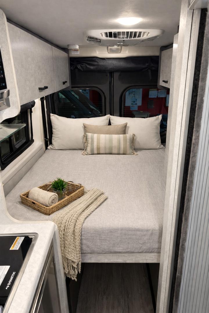 Ram Promaster 3500 Dazzle 21' 3V - Image 2