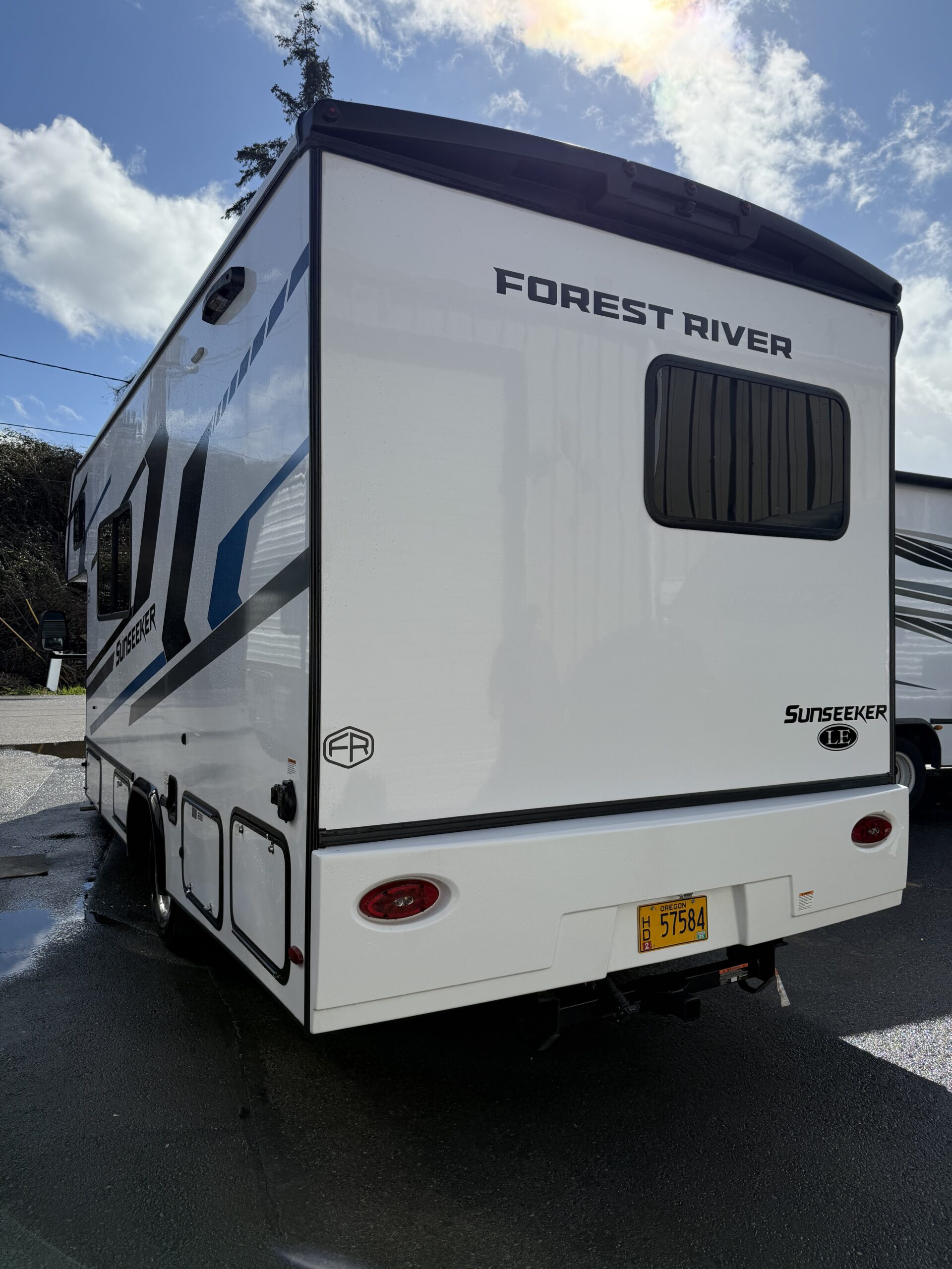 Sunseeker 2350 24' 15S - Image 6